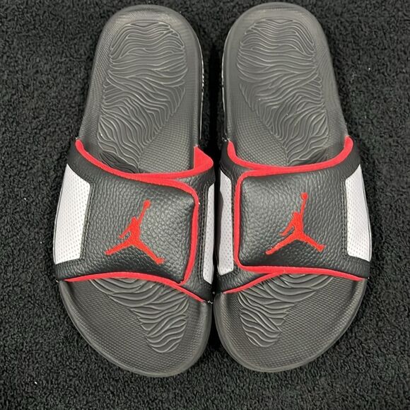🔥🏀 Nike AIR JORDAN Hydro 3 Retro Slides Black/Cement/Red Men Sz 10 - EXCELLENT - Picture 8 of 13
